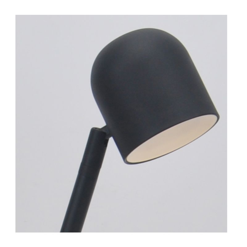 LED table lamp with adjust function