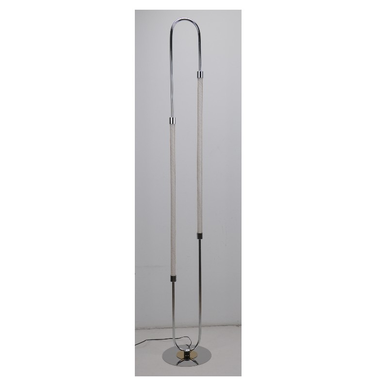 LED floor lamp with oval lamp body and acrylic tube